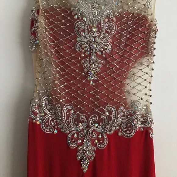 Red prom dress/evening gown size 8 - Picture 5 of 6